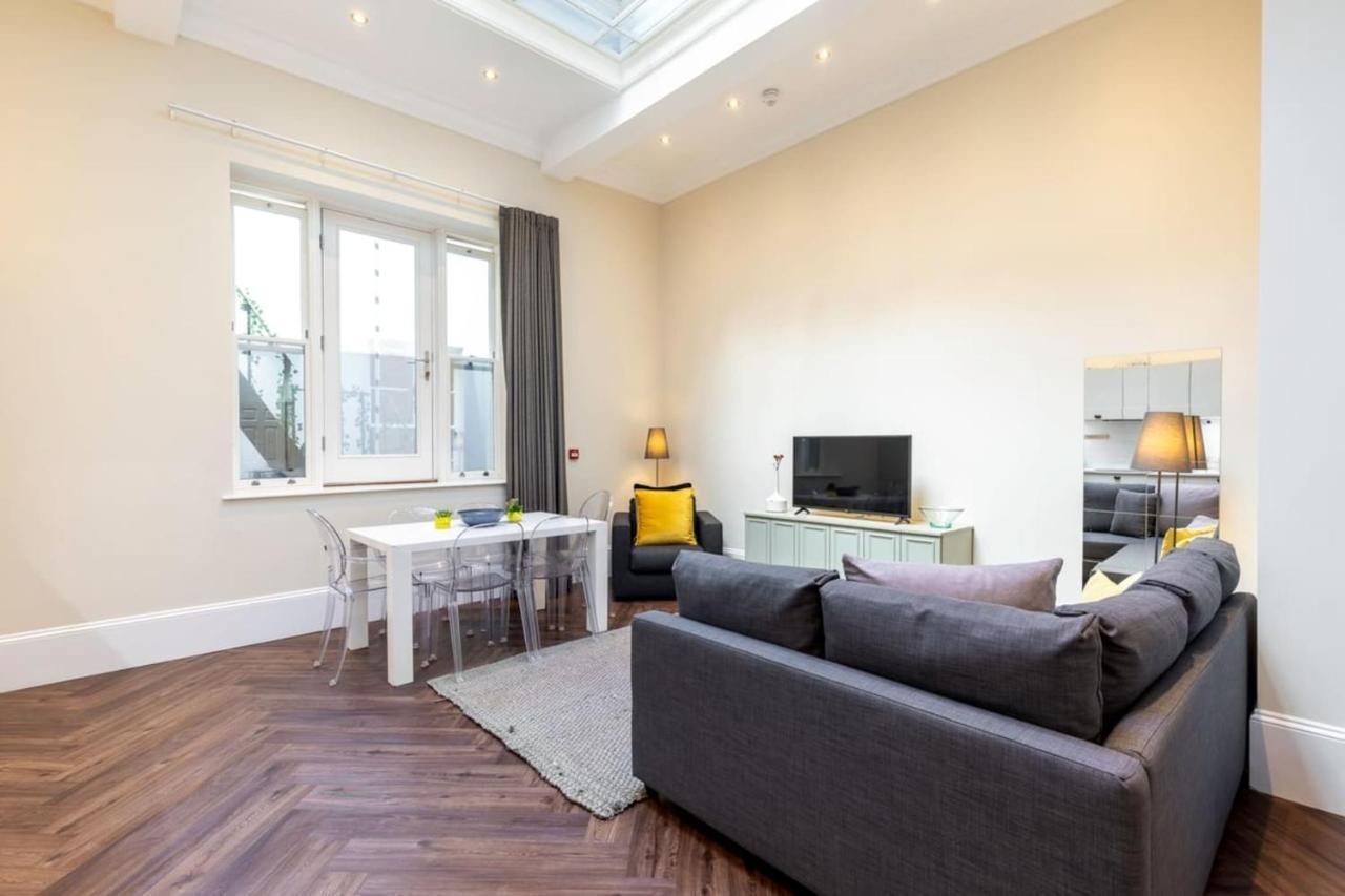 2-Br Apartment For 6 In Covent Garden With Ac Londýn Exteriér fotografie